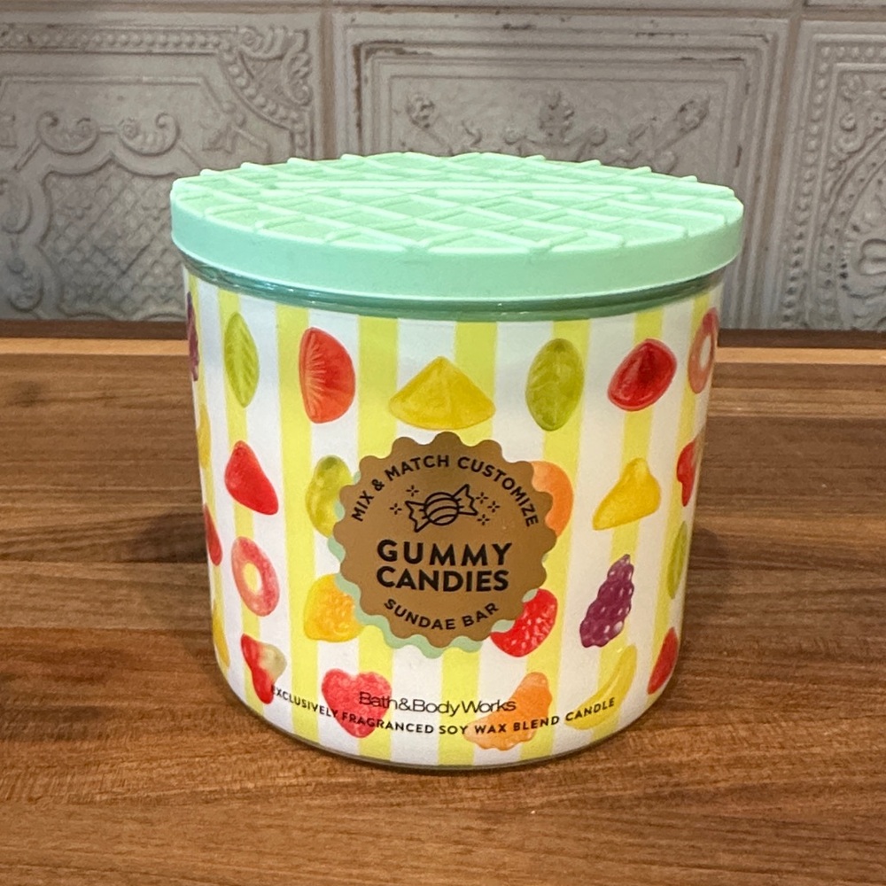 Bath & Body Works Limited Edition Gummy Candies 3-Wick Candle NWT
